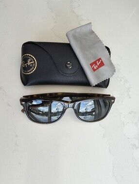 Ray-Ban New Wayfarer Tortoise Frame Sunglasses with Dark Gray Lenses